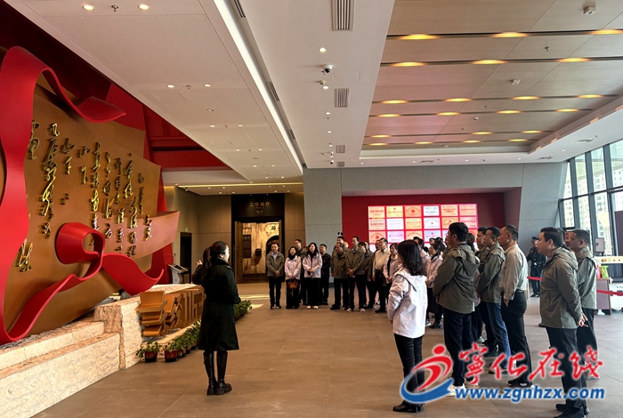 漳州市委黨校第87期正科級干部素質(zhì)能力提升班在寧開展異地教學(xué)