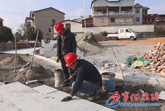 城郊鎮(zhèn)：為民辦實(shí)事 空地?zé)ㄐ骂? width=