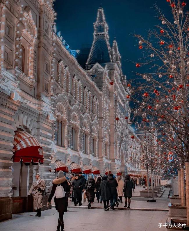 莫斯科的冬夜，宛如童話世界！