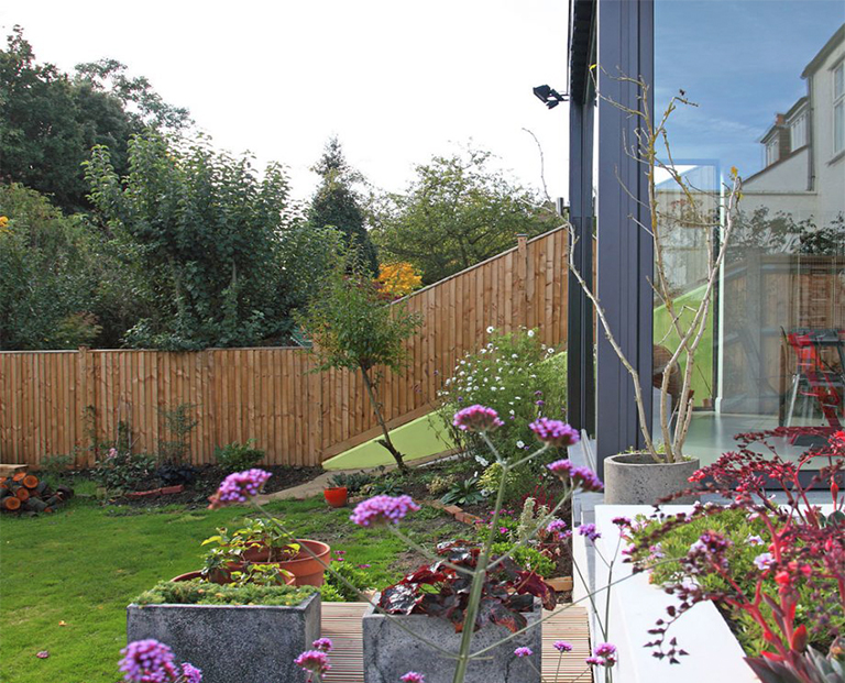 創(chuàng)意圍欄設(shè)計將為您的植物花園帶來隱私和結(jié)構(gòu)（上）