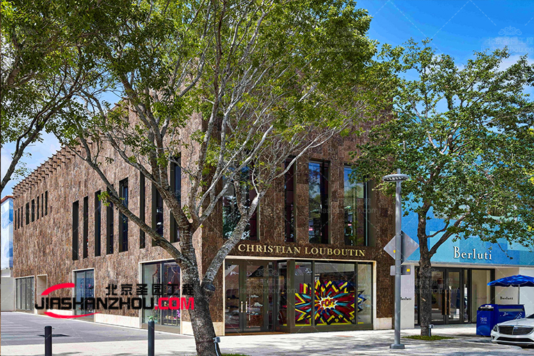 仿真樹(shù)皮酒店